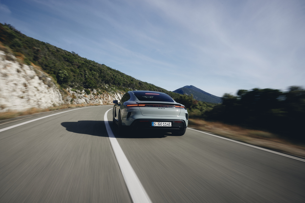 TaycanXCroatia_TaycanSportLimousine_9