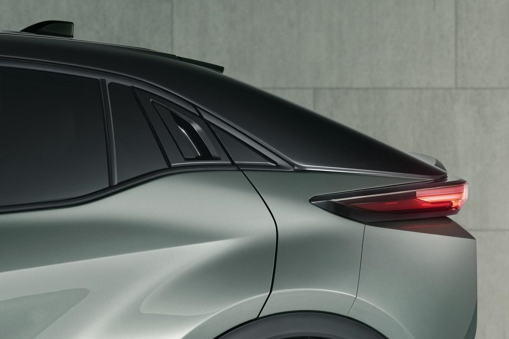 2025toyotac-hrexterior03
