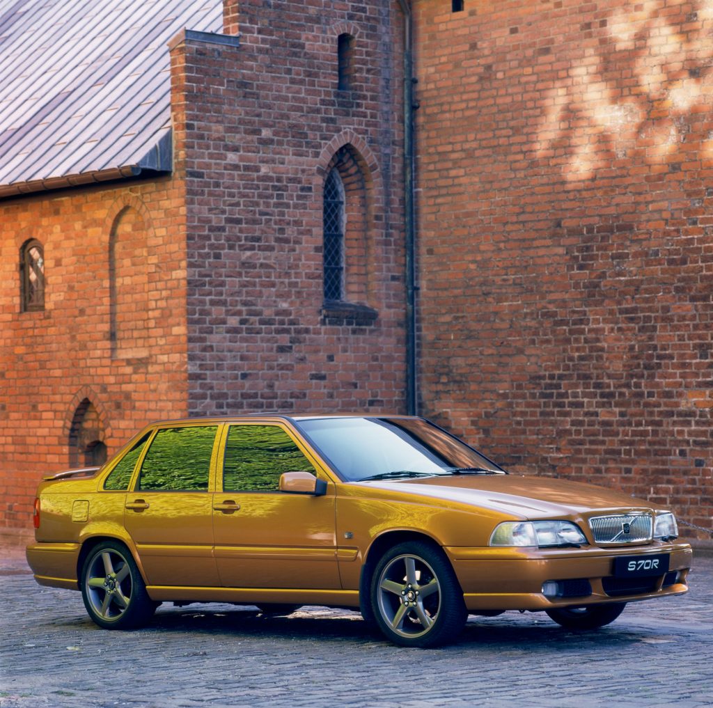Volvo S70 R