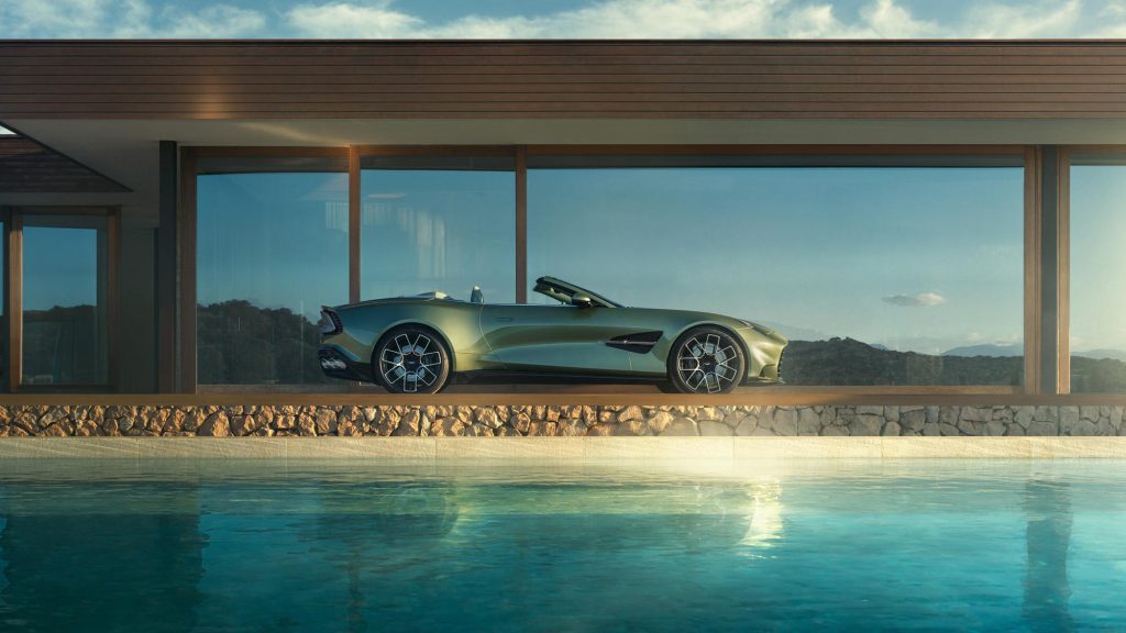Aston Martin Vanquish Volante_08