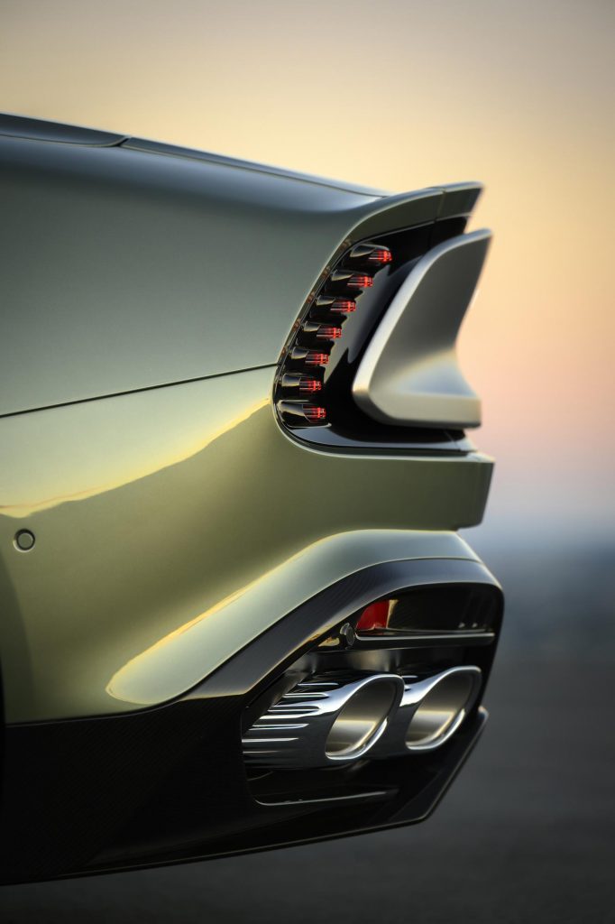 Aston Martin Vanquish Volante_21