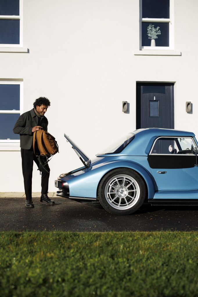 Morgan_Supersport_Location_Blue_047