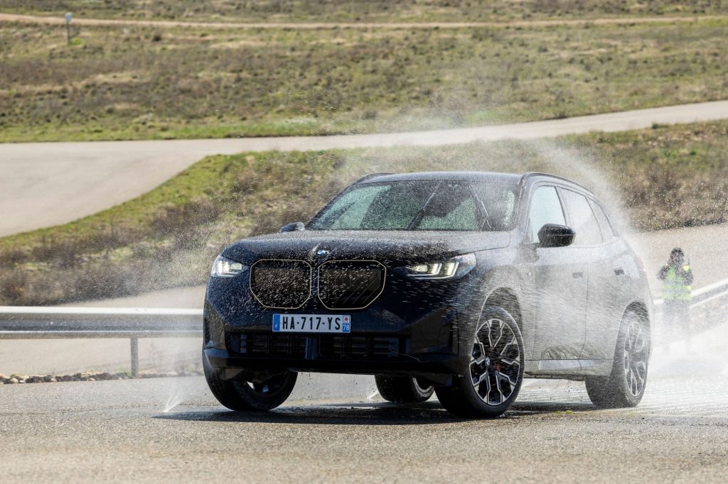 essai BMW X3 30e 12