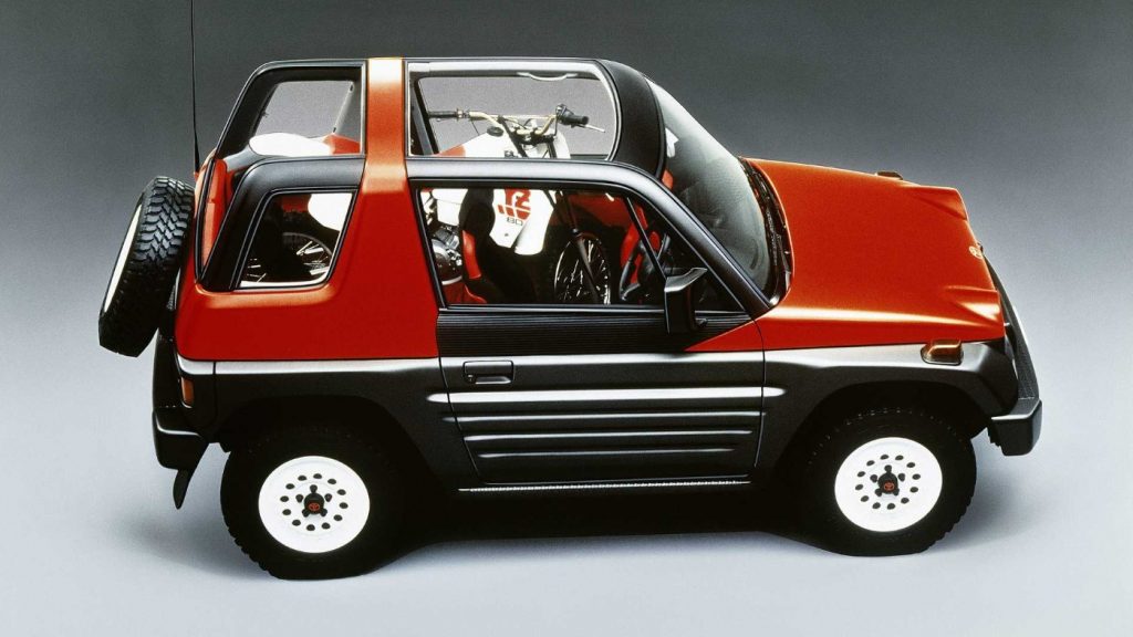 En 1989, le Recreational Active Vehicle with 4-wheels Drive était un concept car original