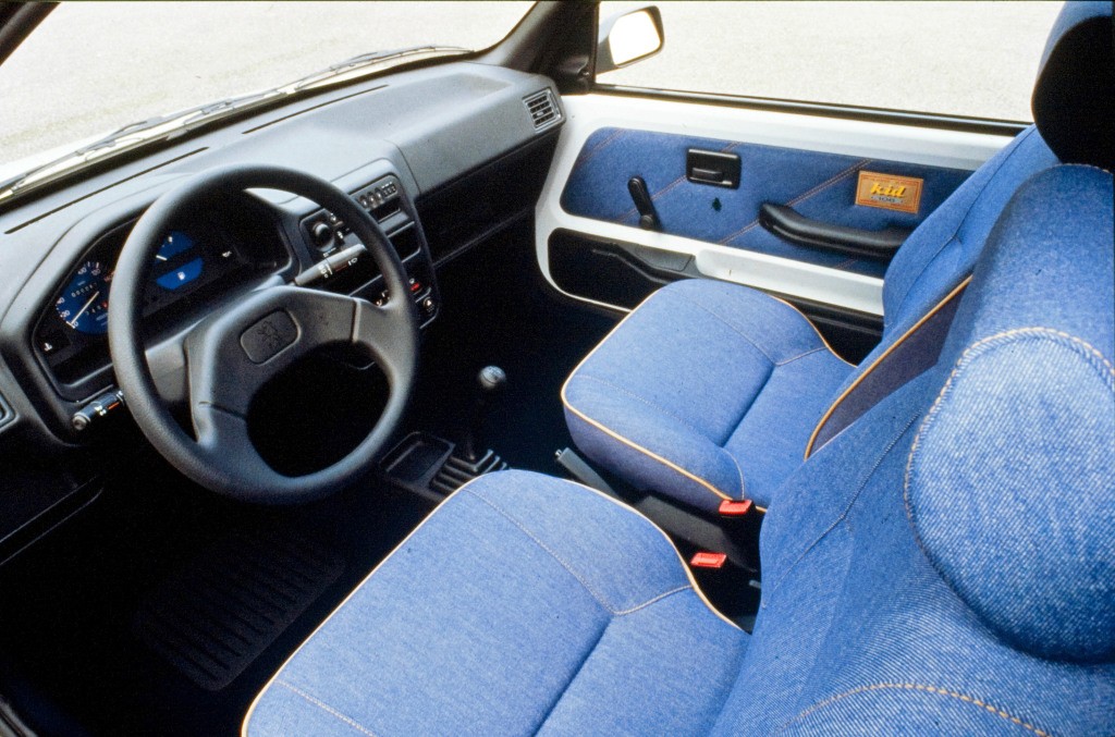 PEUGEOT-106-1032_22