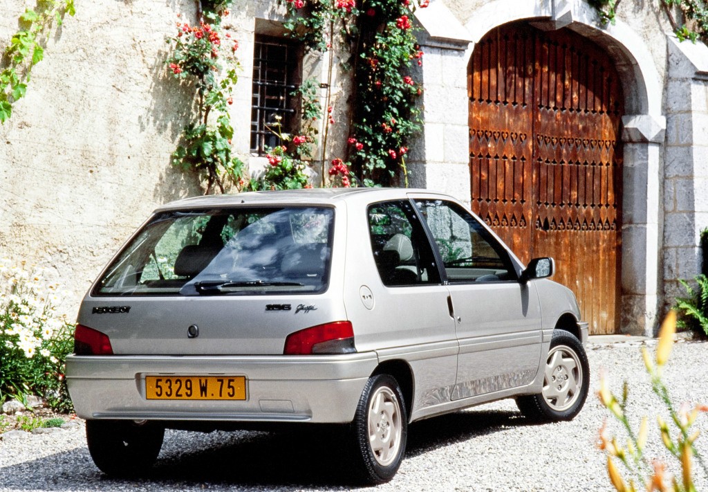 PEUGEOT-106-1032_31