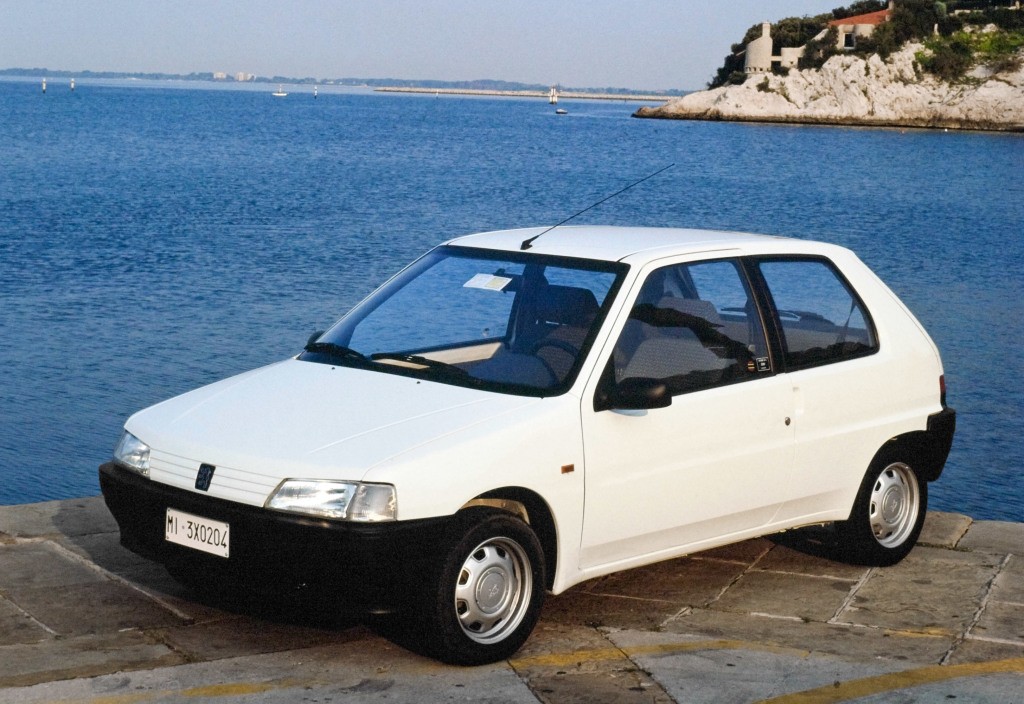PEUGEOT-106-1032_38