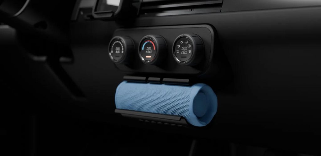 personalization-bring-your-own-tech-bluetooth-speaker