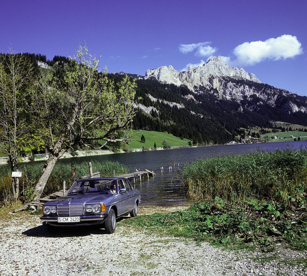 (C) Mercedes-Benz