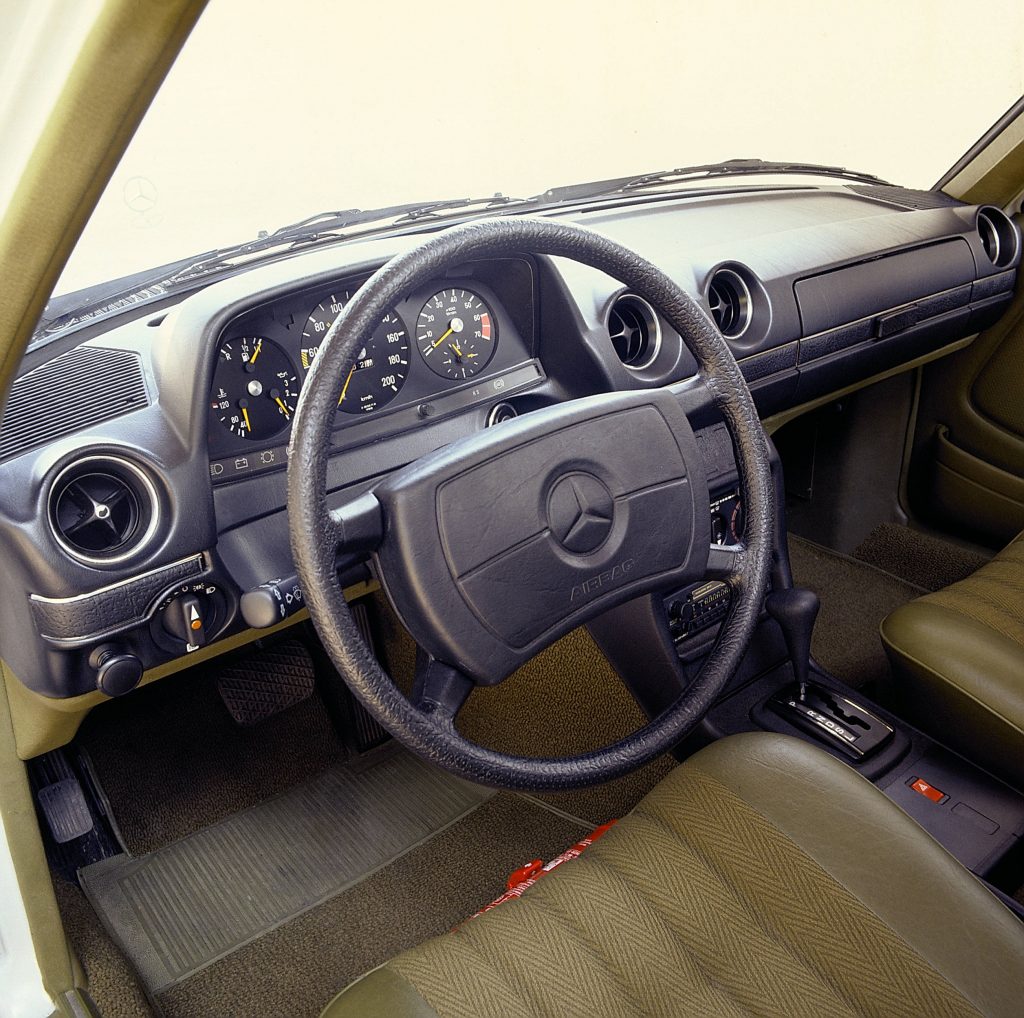 l'Airbag de la Mercedes W123
