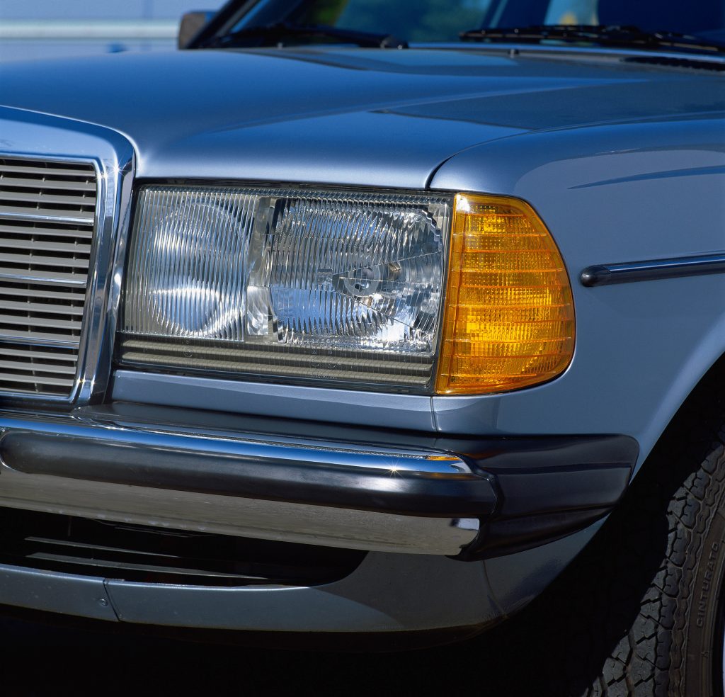 (C) Mercedes-Benz