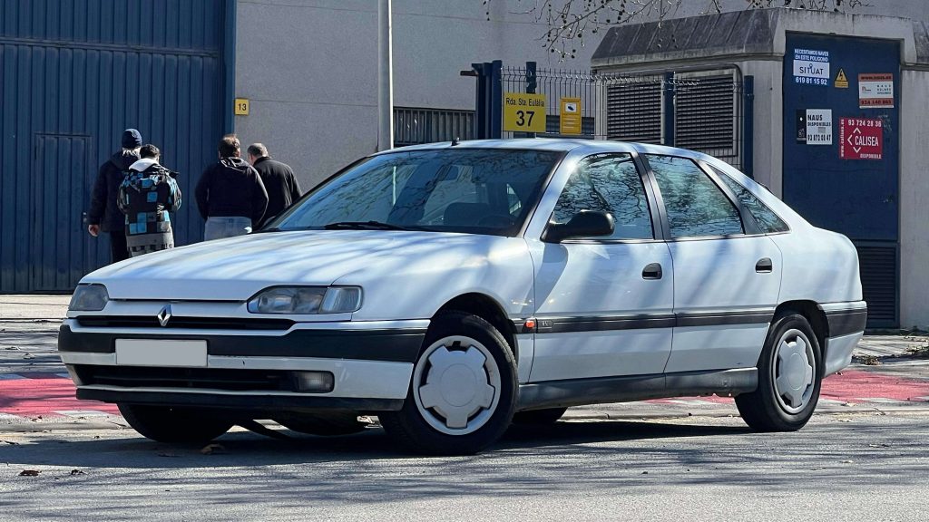 (C) FurFurDwagon - CC BY 4.0 (C) FurFurDwagon - CC BY 4.0