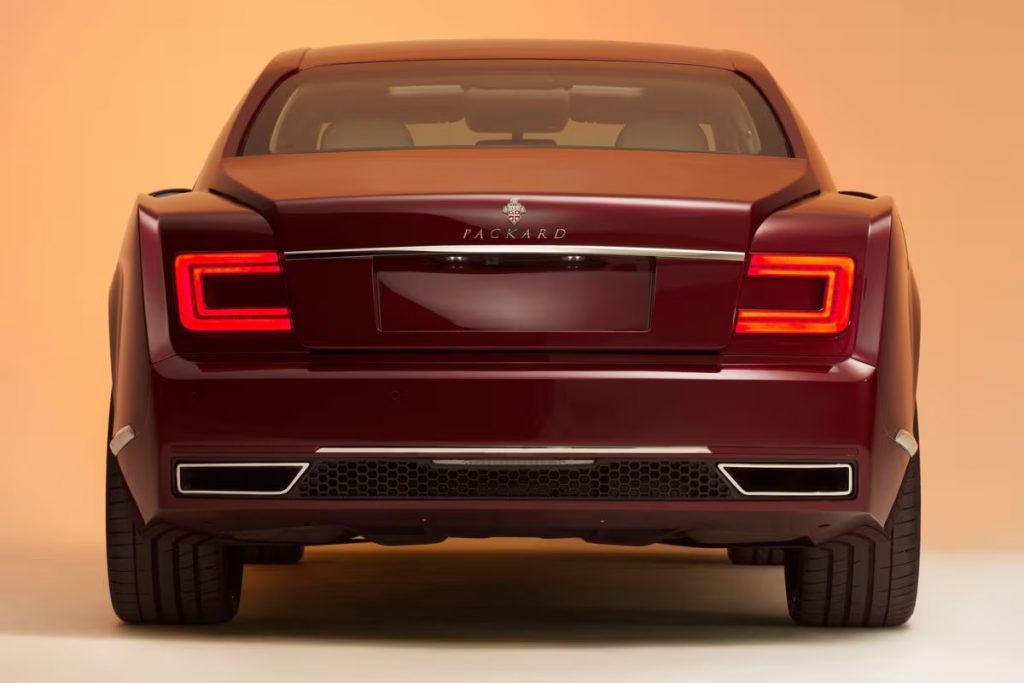 Packard-Excellence_01