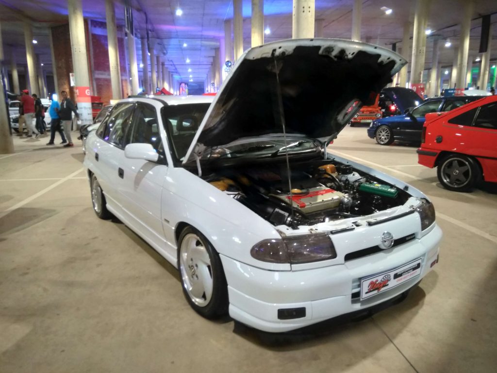 Opel Kadett 200 TS