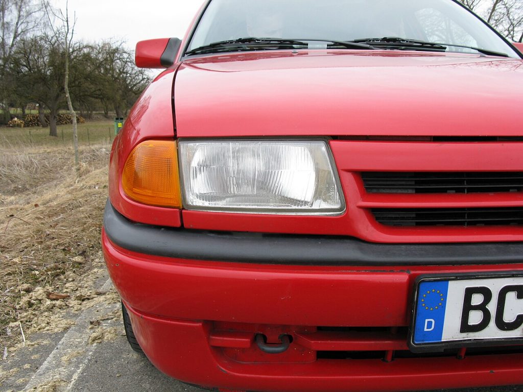 Carstory #16 – L’Opel Astra F ou la rupture dans la continuité Opel Astra F