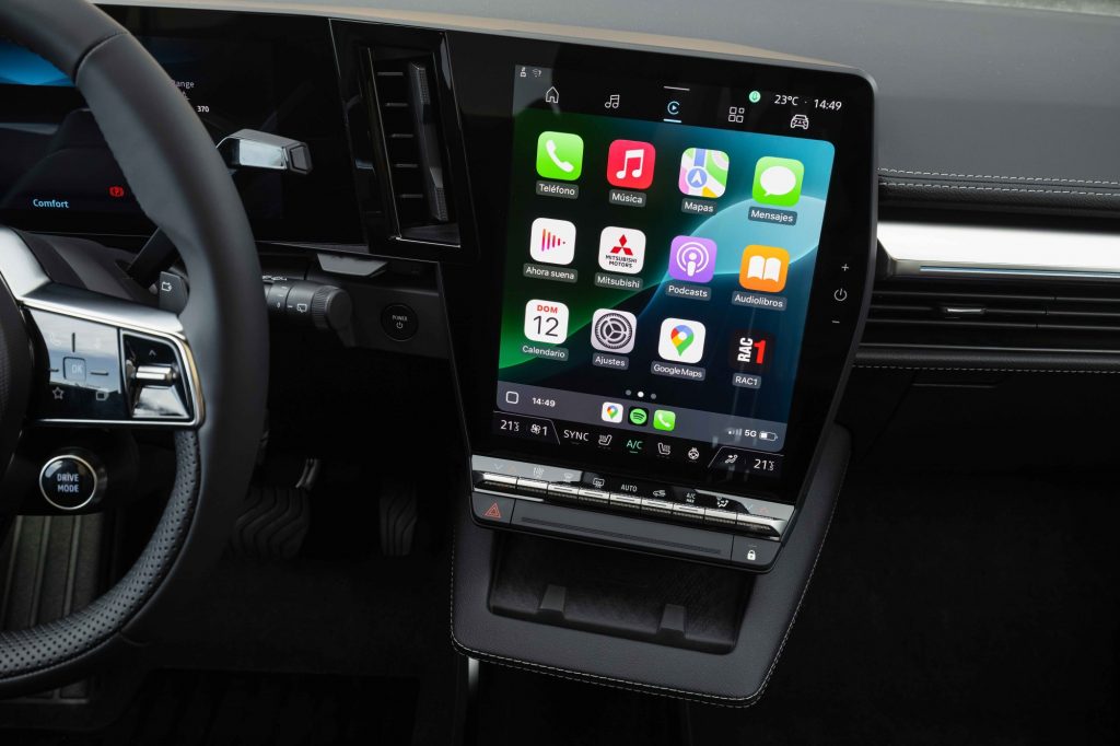 nouvel-eclipse-cross-ev-114