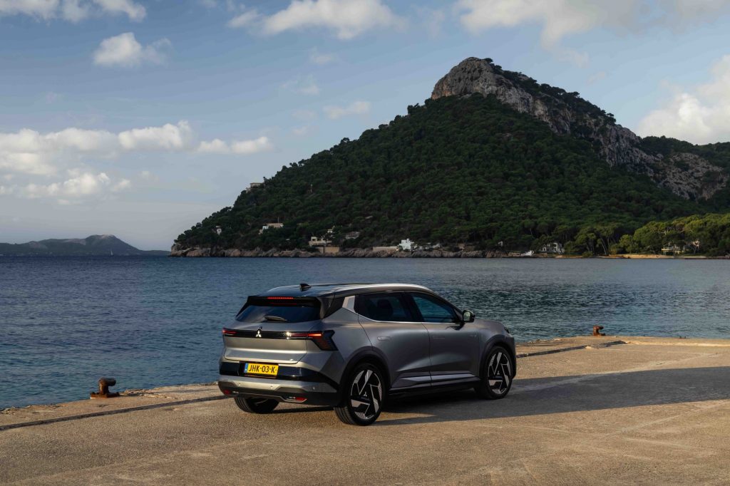 nouvel-eclipse-cross-ev-36