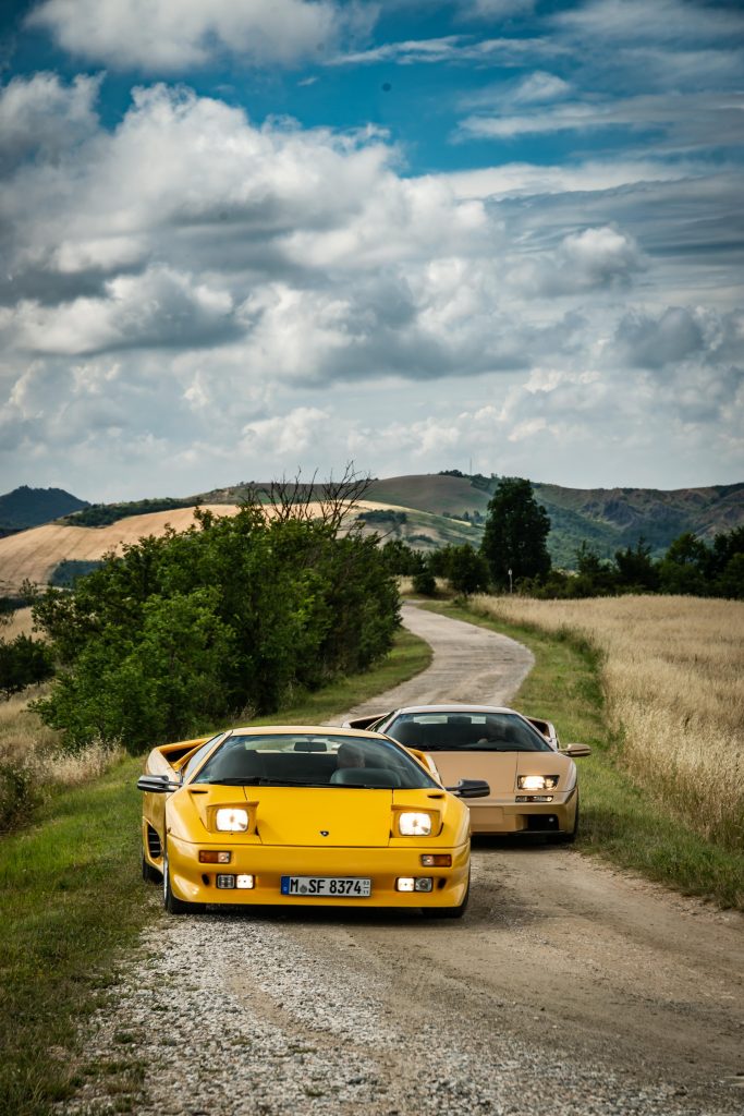 (C) Lamborghini (C) Lamborghini