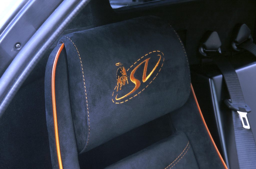 (C) Lamborghini (C) Lamborghini