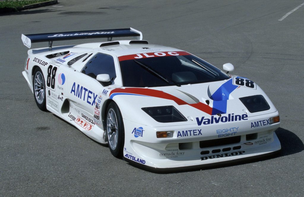 (C) Lamborghini (C) Lamborghini