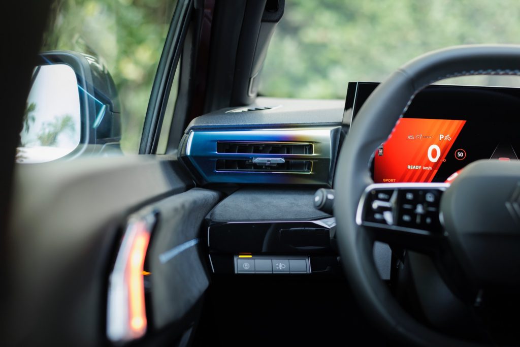 Renault Clio – Esprit Alpine Rouge Absolu – Photos