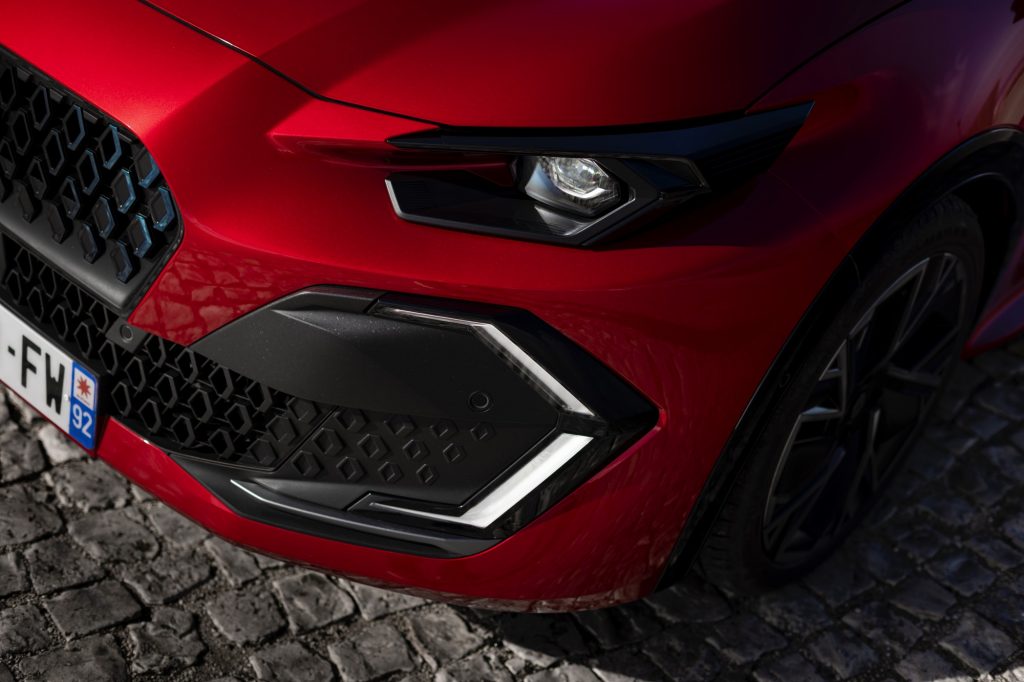 Renault Clio – Esprit Alpine Rouge Absolu – Photos