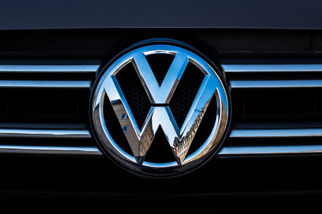 Volkswagen réduit ses investissements et recentre sa stratégie sur l’Europe