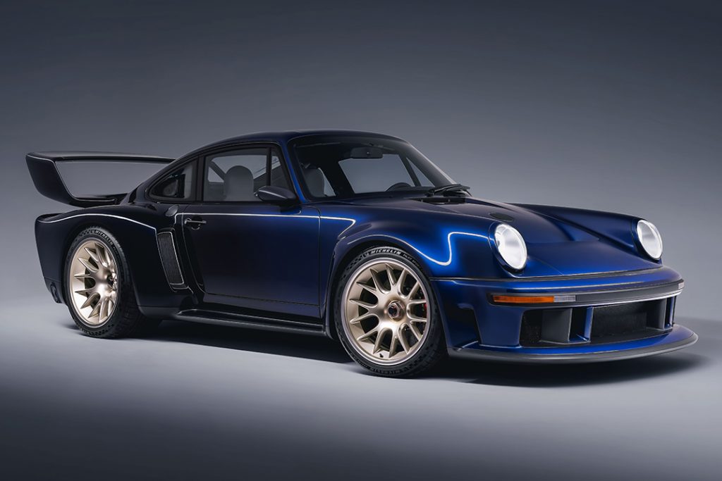Singer présente une Porsche 911 type 964 radicale de 700 chevaux à plus de 1 million d’euros Singer présente une Porsche 911 type 964 radicale de 700 chevaux à plus de 1 millions d'euro