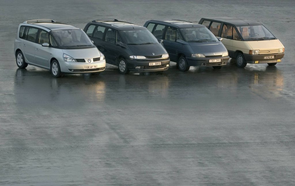 (C) Renault Communication - Droits R&eacute;serv&eacute;s