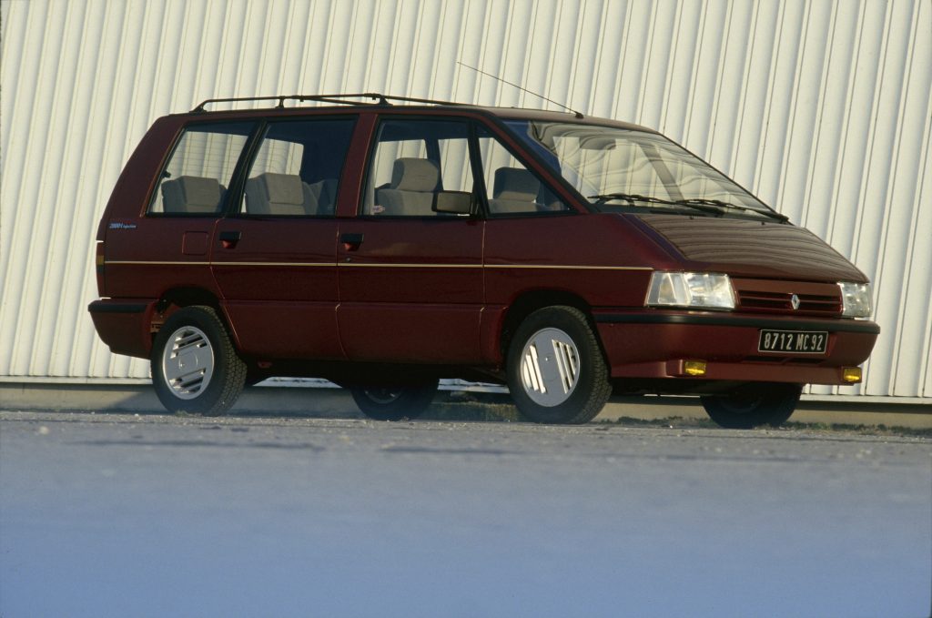 (C) Renault Communication - Droits R&eacute;serv&eacute;s