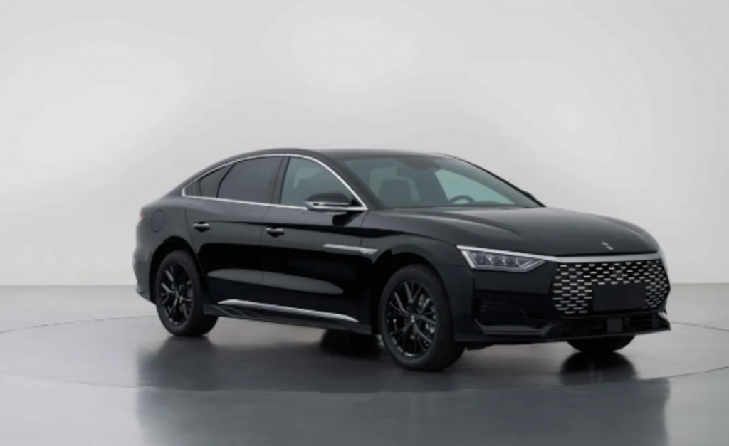 BYD lance Linghui, une marque dédiée au covoiturage