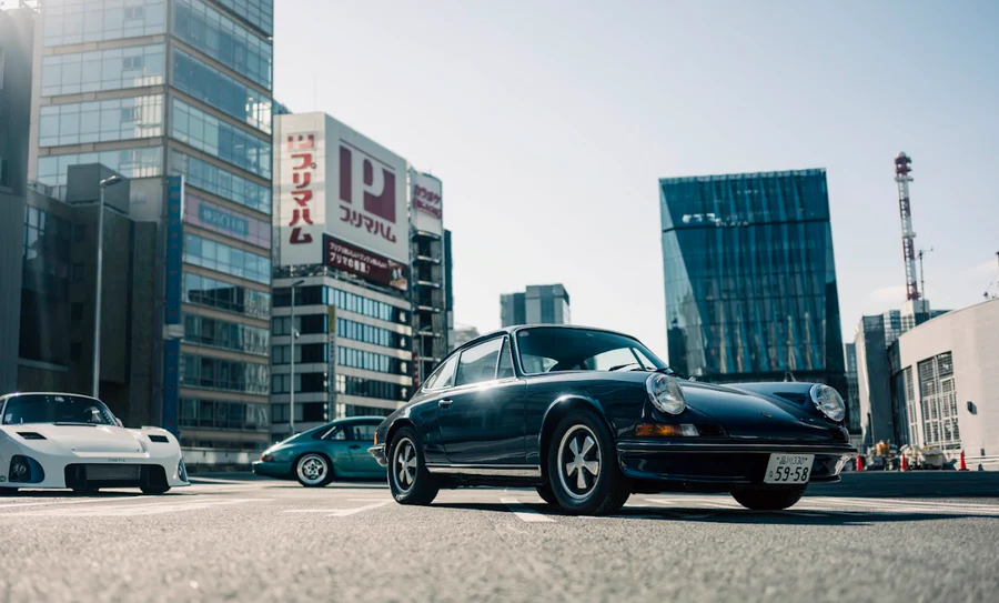 Luft Tokyo 2026 : les classiques Porsche s'exposent en plein autoroute, au cœur de Ginza