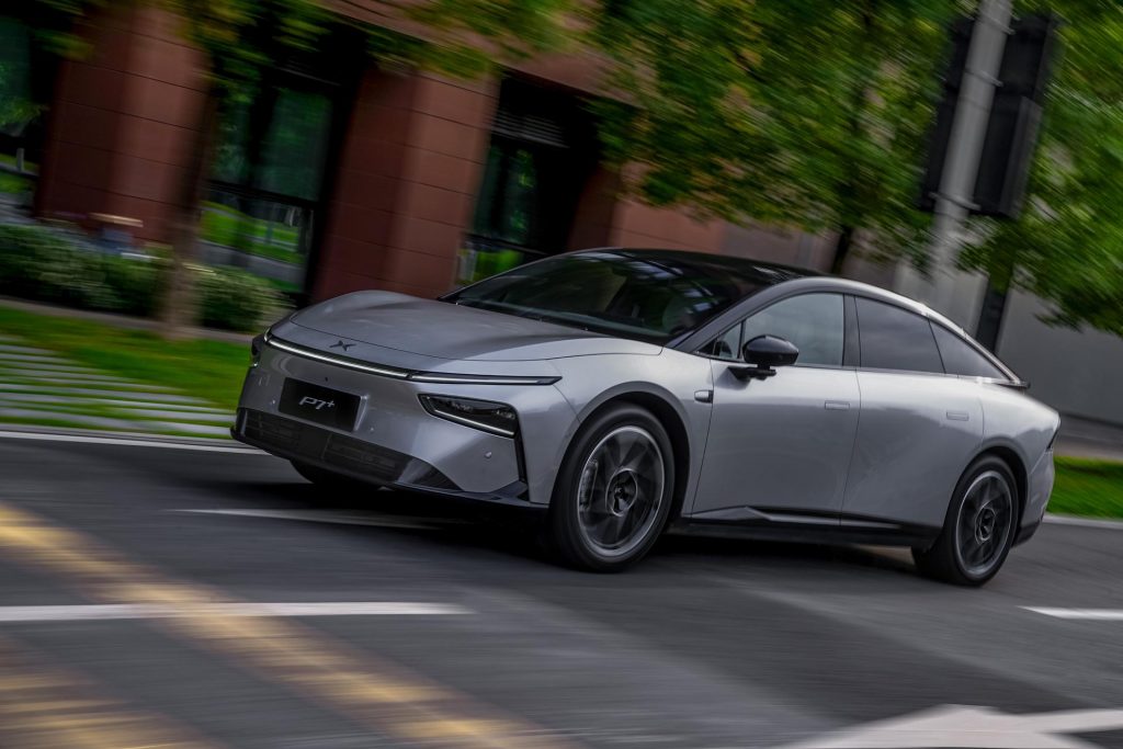 A 46000 euros, la nouvelle berline Xpeng est deux fois moins chère qu’une Tesla S et elle se charge en 12 minutes A 46000 euros, la nouvelle berline Xpeng est deux fois moins chère qu'une Tesla S et elle se charge en 12 minutes