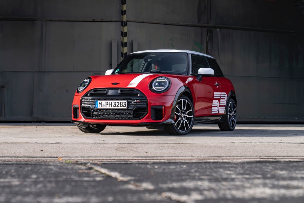 Mini_1965-Victory-Edition_06
