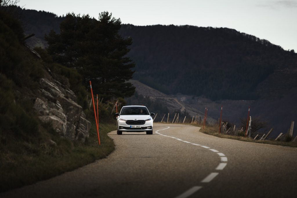 Skoda-Fabia-130-060