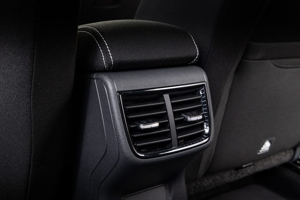 Skoda-Fabia-130-136