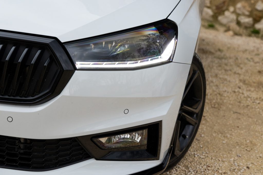 Skoda-Fabia-130-152