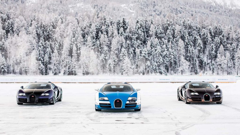 Trois Bugatti ultra rares ont transformé ce lac glacé en piste de drift