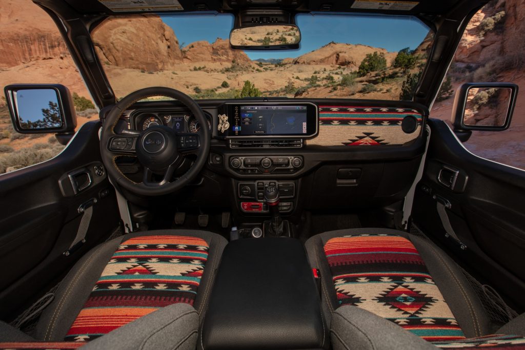 2026_EJS_Wrangler_Laredo_05