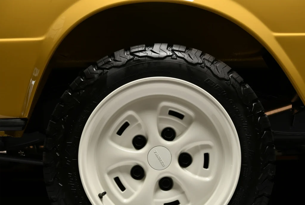 Range-Rover-2-scaled