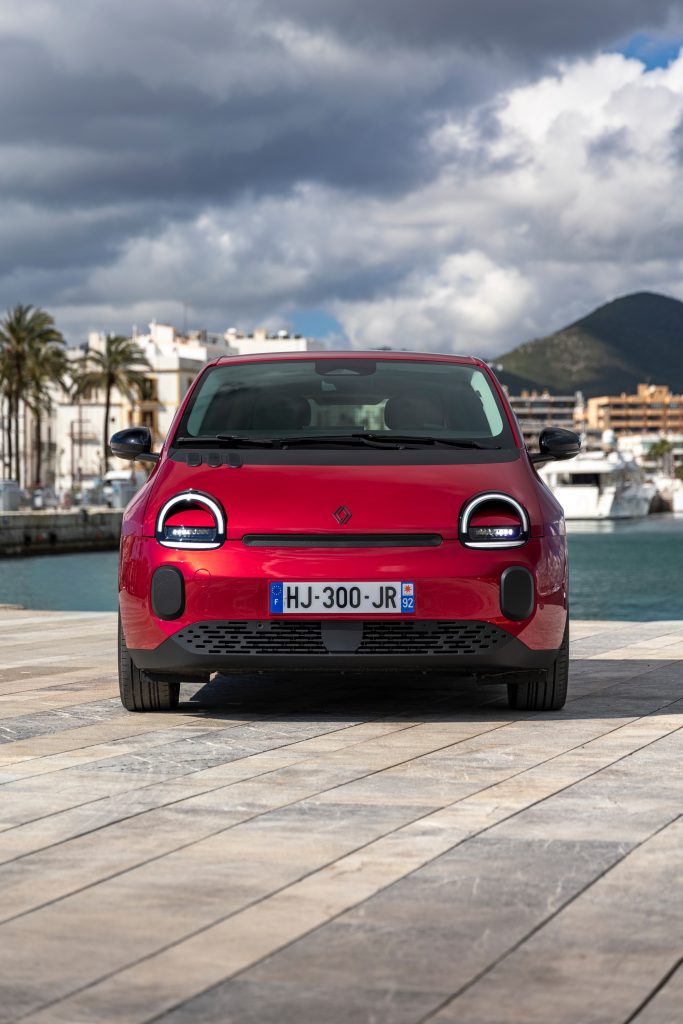 Twingo-Rouge_Statique©ThomasCortesi-11