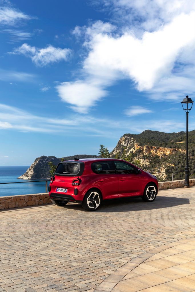 Twingo-Rouge_Statique©ThomasCortesi-3