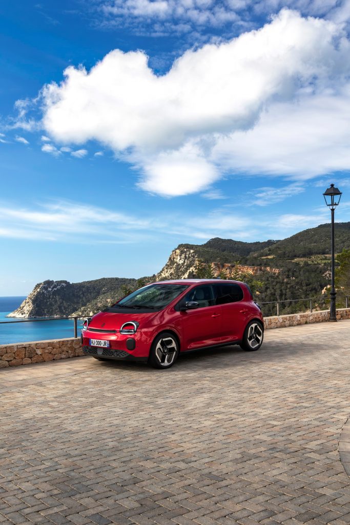 Twingo-Rouge_Statique©ThomasCortesi-5