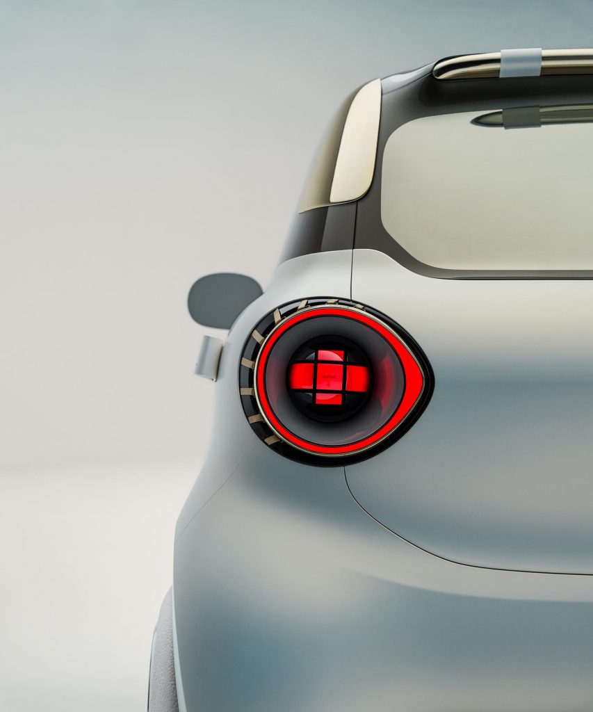 08 Smart Concepthashtag2 Detail Rearlight Hires