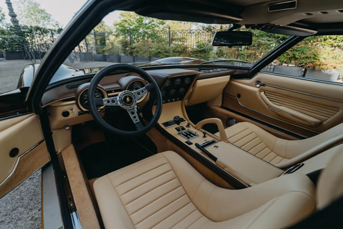 Lamborghini restaure une Miura SV 1972 pendant 3 ans : le résultat est parfait Lamborghini restaure une Miura SV 1972 pendant 3 ans : le résultat est parfait