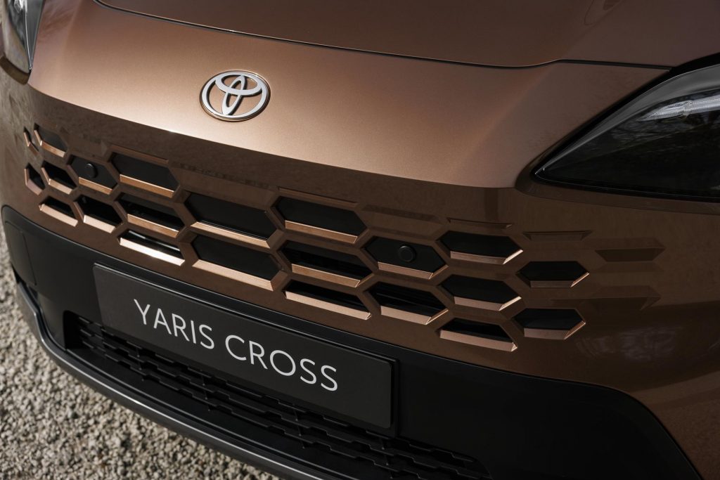 La Toyota Yaris Cross restylée arrivera en juin avec deux motorisations hybrides