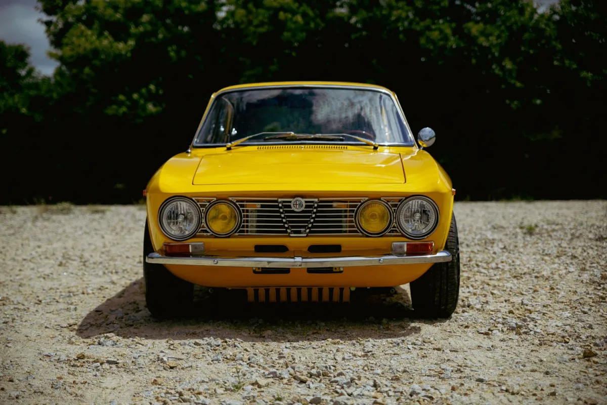 4000 heures de travail pour faire revivre une Alfa Romeo GTV oubliée 4000 heures de travail pour faire revivre une Alfa Romeo GTV oubliée