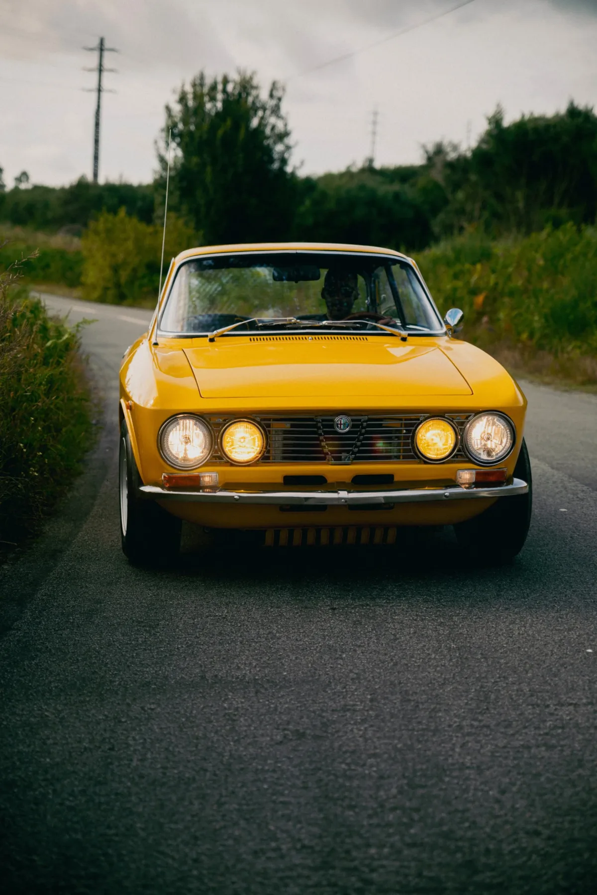 4000 heures de travail pour faire revivre une Alfa Romeo GTV oubliée 4000 heures de travail pour faire revivre une Alfa Romeo GTV oubliée