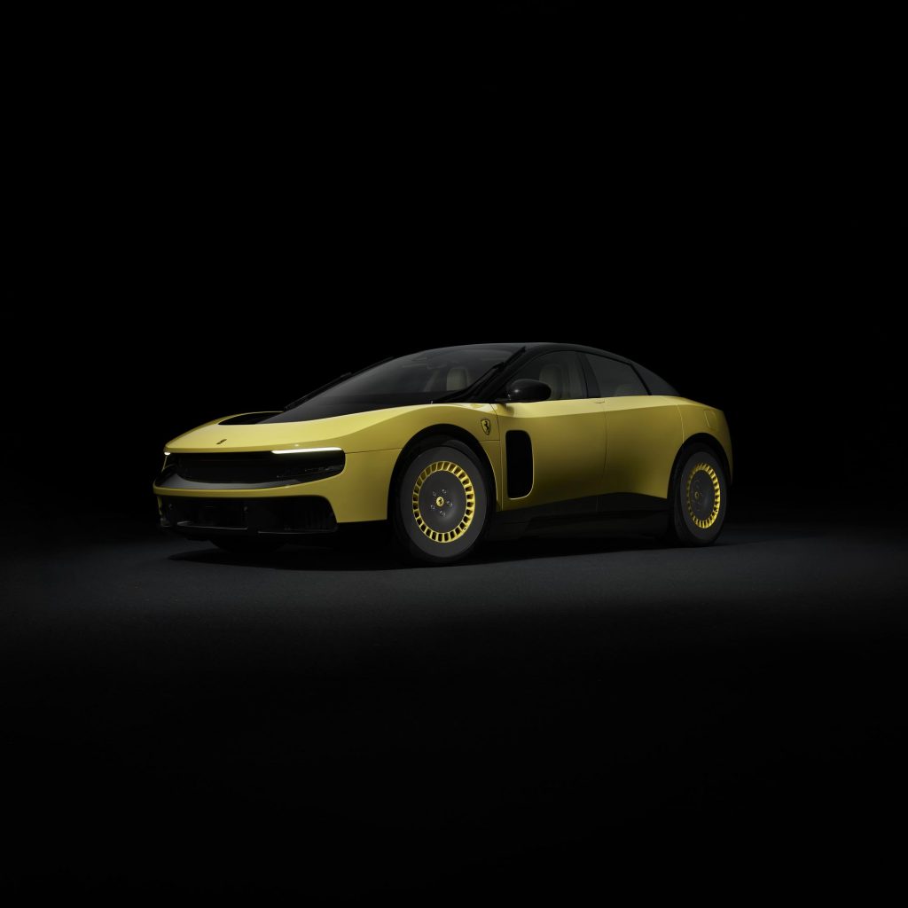 Luce_7rtv4_lightson_1x1hr_421d88c2-f50e-4e5e-b73e-79fa7d29715e