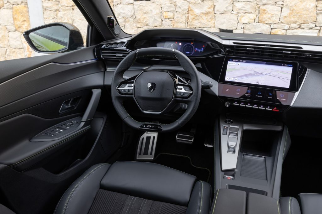 PEUGEOT_408TESTDRIVE_2465